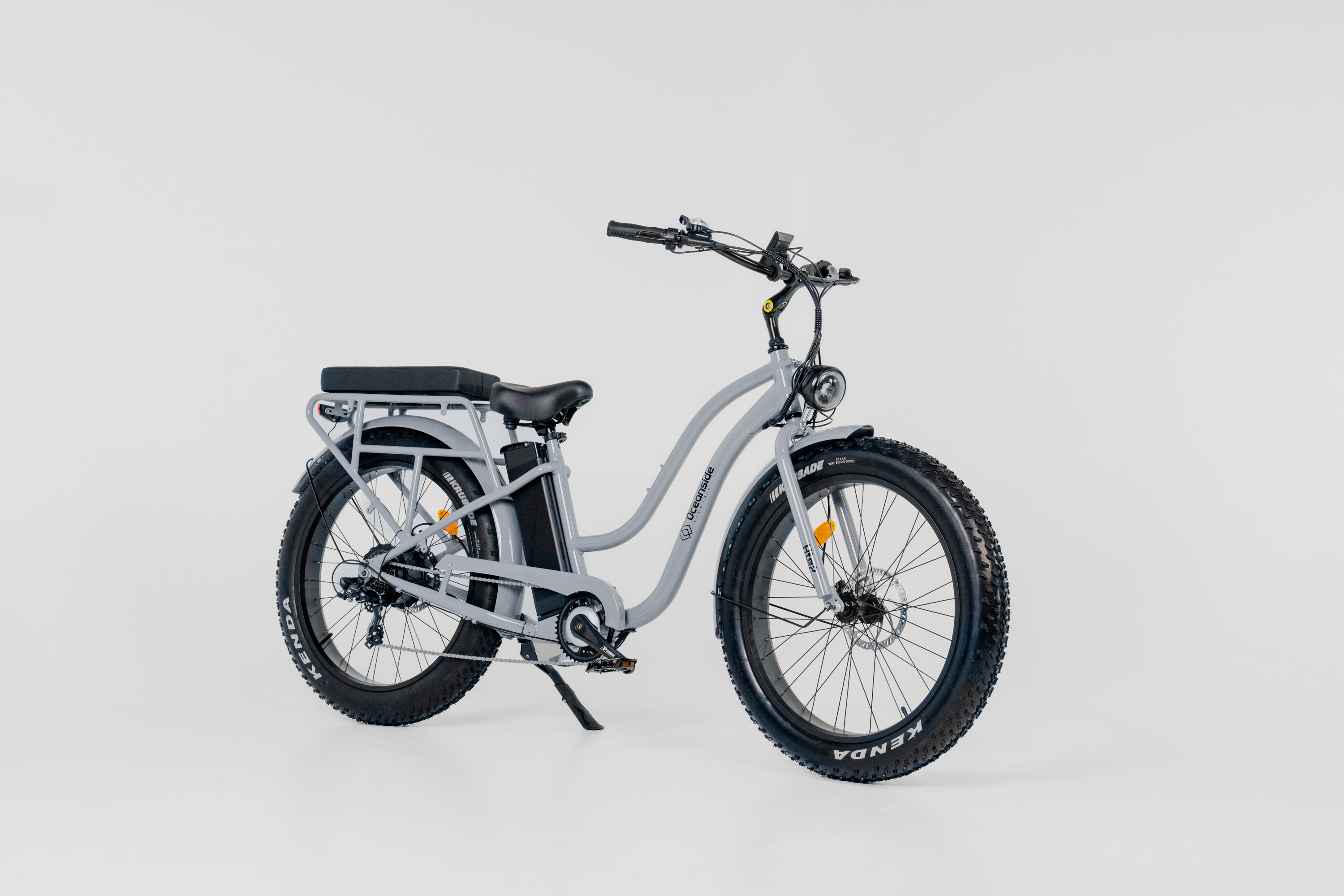 HT Cruiser e-bike for hire, Burleigh Heads Gold Coast
